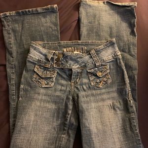 Hydraulic jeans